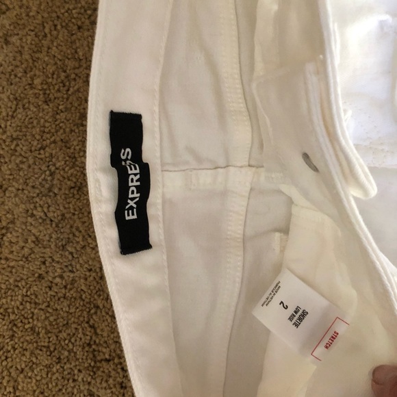 Size 2 brand new never worn Express shorts - Picture 2 of 3